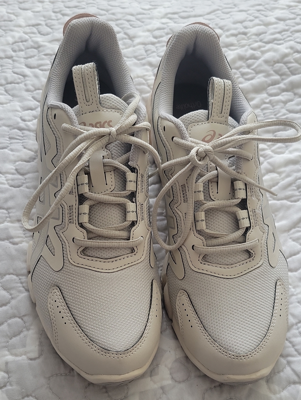 ASICS Cream and Light Gray Mesh Lace-Up Sneakers